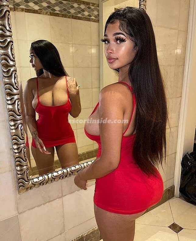 LINDA Incontri Escort a Foggia Puglia